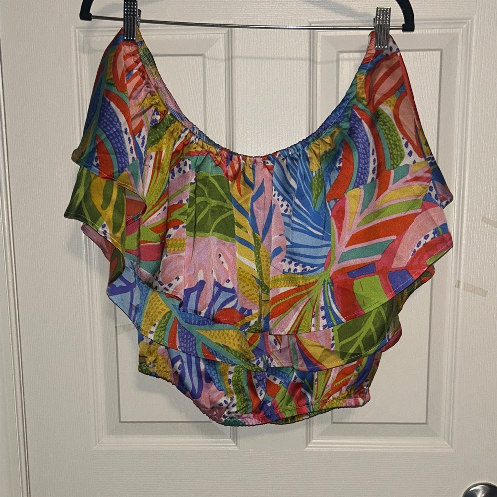 Sugarlips Colorful Leaf Print Crop Top
